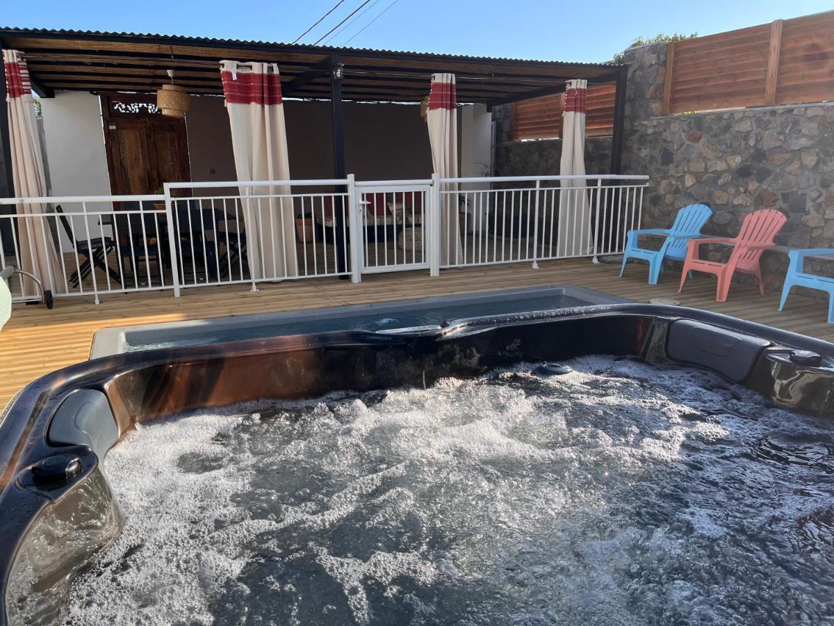 La Casita Creole Villa Avec Piscine Et Jacuzzi Saint Pierre Exteriér fotografie